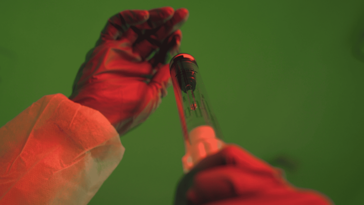 Против него